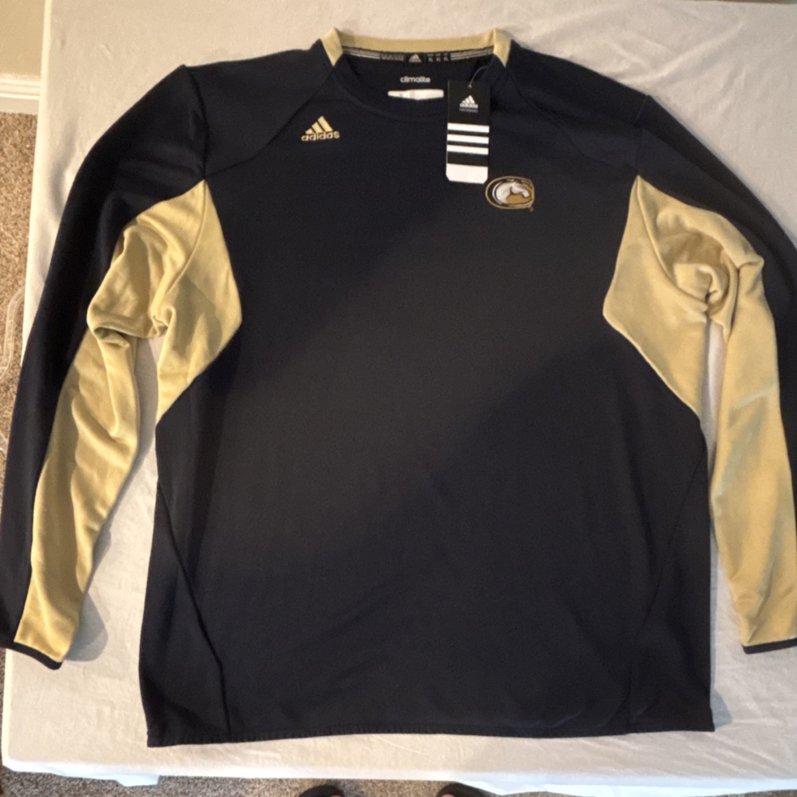 UC DAVIS Climalite Men's Long Sleeve Navy Gold Polyester Logo Activewear Top gallery