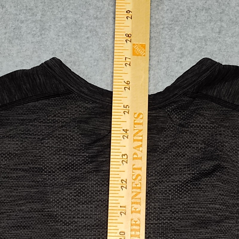 Lululemon Men's Shirt Metal Vent Tech Gray Long Sleeve Stretch Henley Size Large gallery