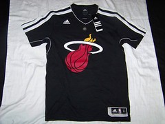 Adidas Men’s Miami Heat #3 Dwayne Wade Shooting Shirt NWT