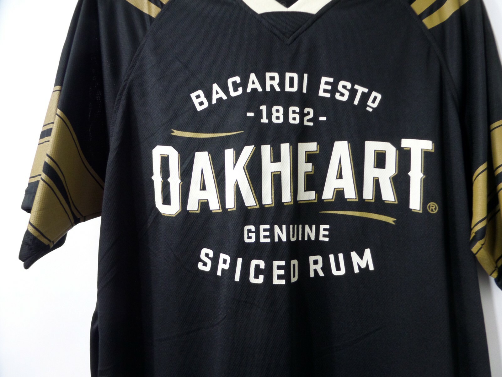 Bacardi Oakheart Spiced Rum Jersey Men's Medium Black and Gold gallery