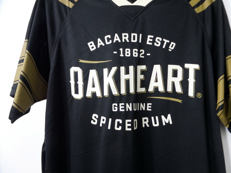 Bacardi Oakheart Spiced Rum Jersey Men's Medium Black and Gold gallery