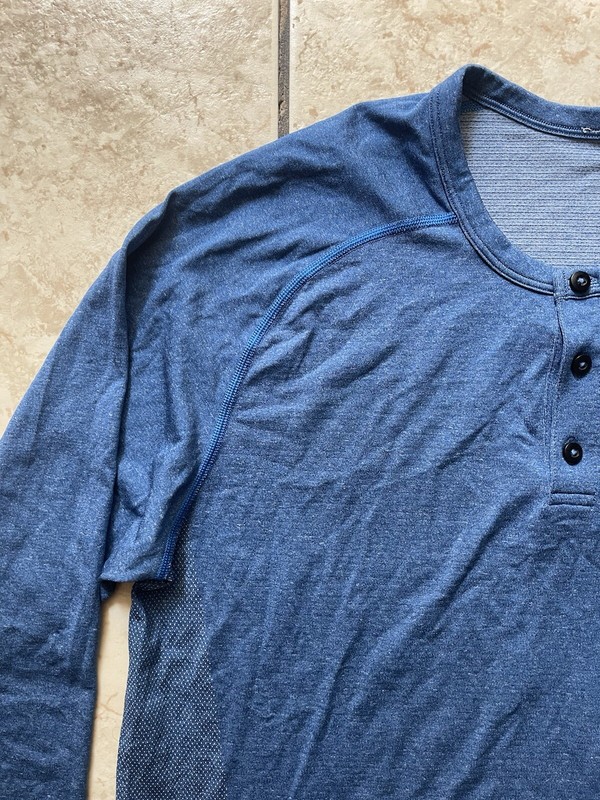 Lululemon Metal Vent Tech Long Sleeve Button Running Blue Large Sport Ball Shirt gallery