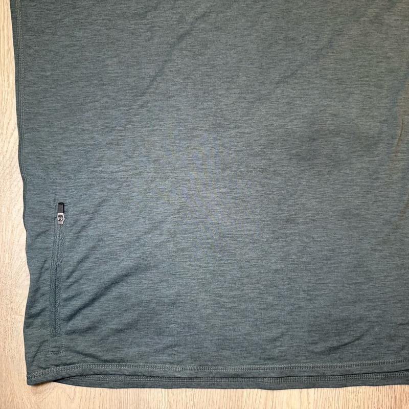 Vuori Ease Performance Half Zip 2.0 Pullover Mens XL Charcoal Heather V221 gallery