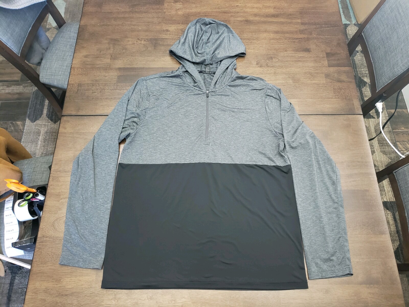 Gaiam Men's 1/4 Zip Activewear Colorblock Long Sleeve Hoodie Pullover Sz XL gallery