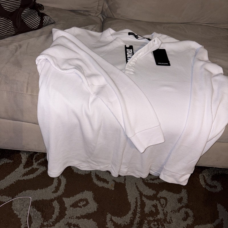True Religion Blazing World Tour Logo NWT White Long Sleeve Sz XXXL gallery