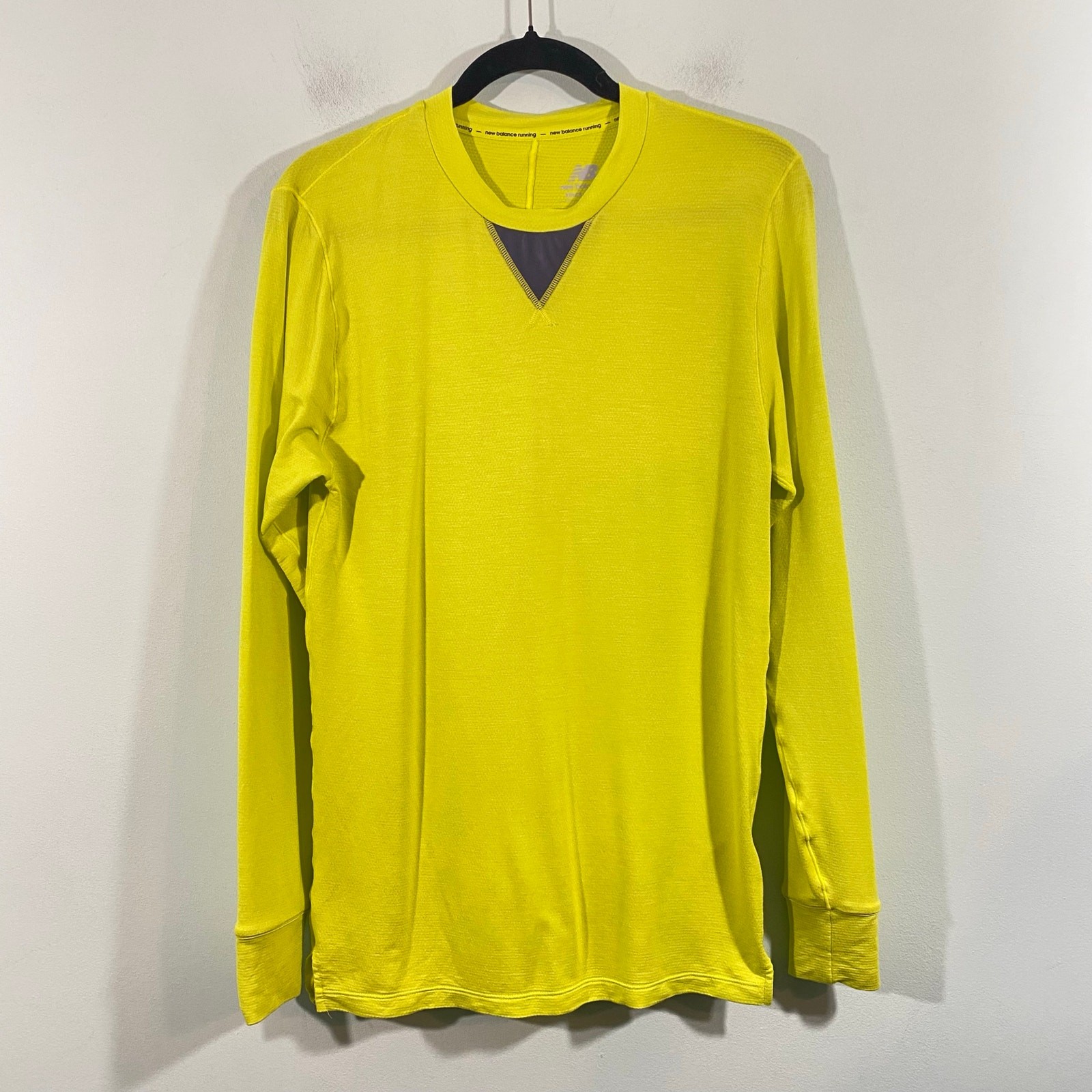 New Balance Men Neon Yellow NB Heat Long Sleeve Running Athletic Top Size M gallery