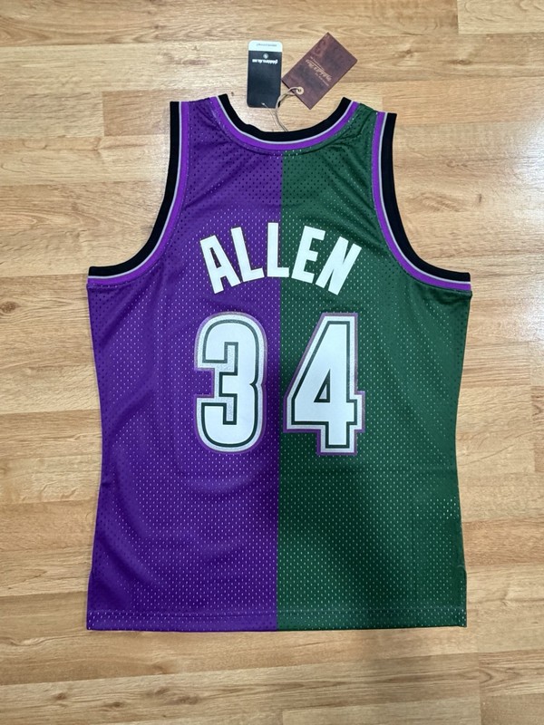 Mitchell & Ness Ray Allen 1996-97 Milwaukee Bucks Split Swingman Jersey M NWT gallery