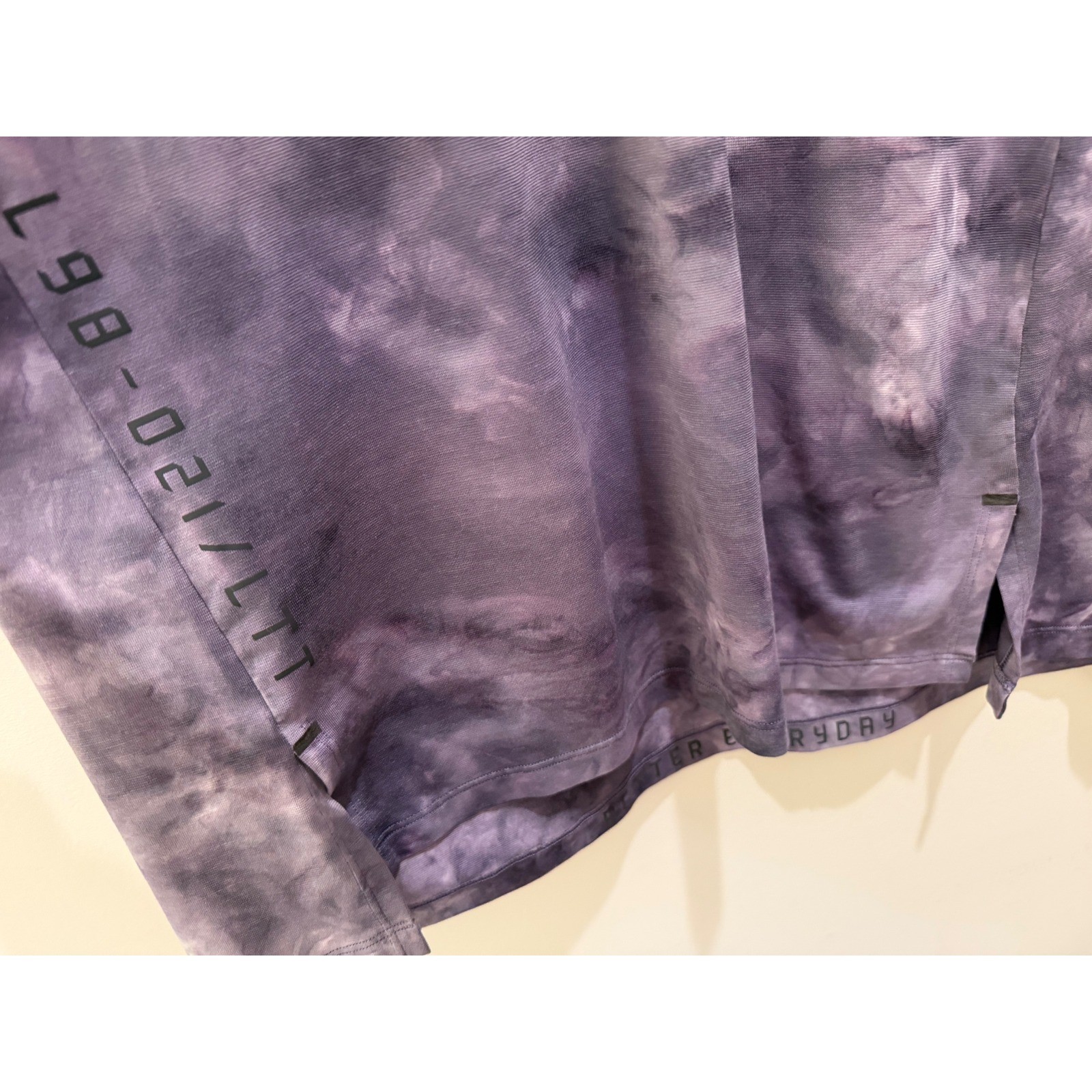 Large Lululemon Men's "Always Agile" Short Sleeve Shirt Purple gallery