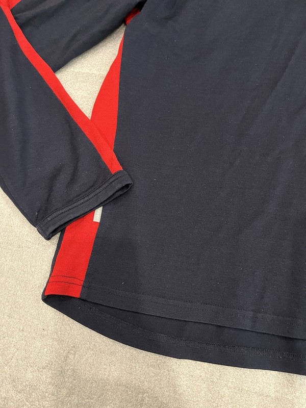Icebreaker 260 Bodyfit men's L Merino Wool Navy Red 1/4 zip Sweatshirt Thumb Hol gallery