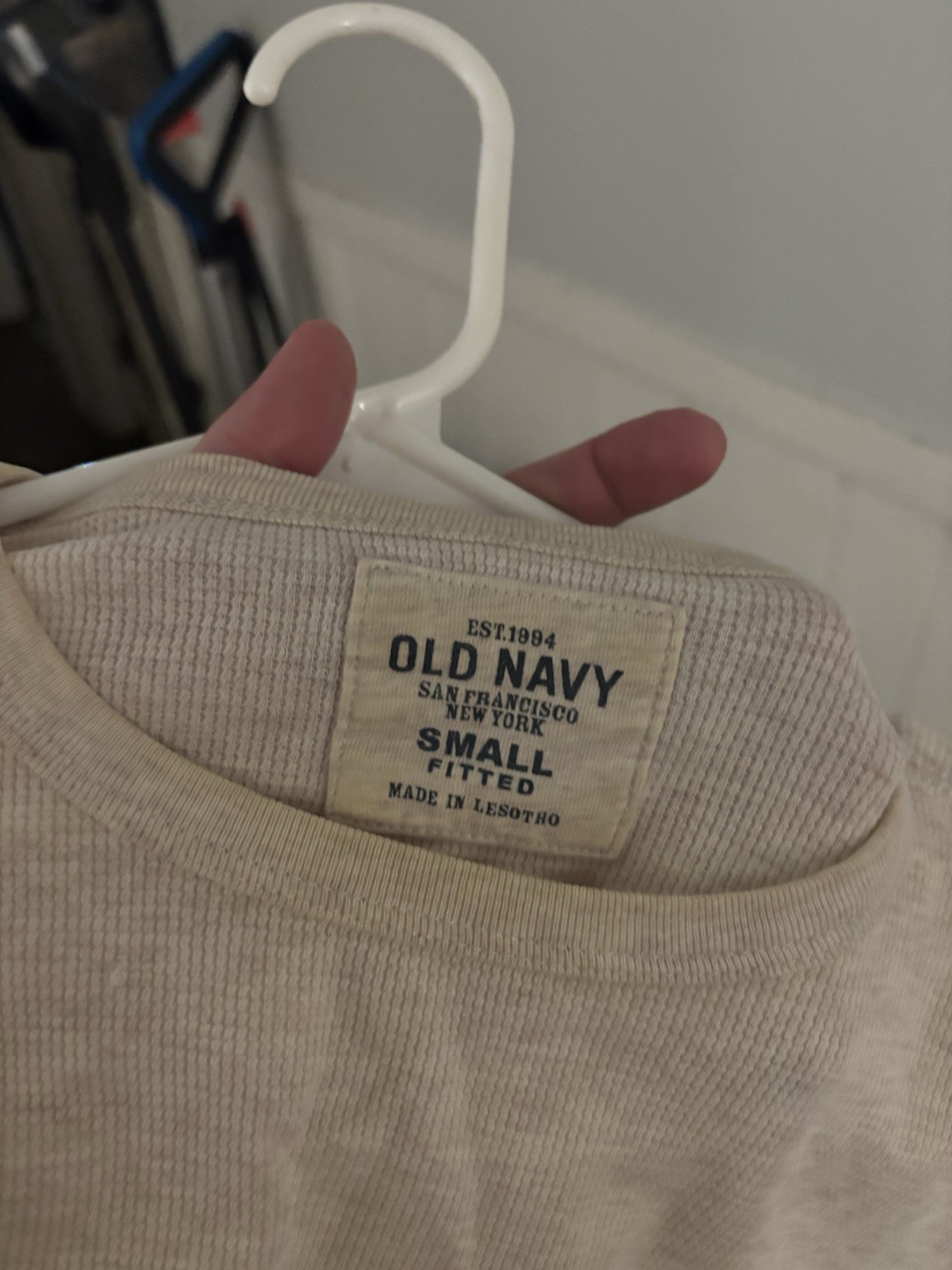 Men’s Old Navy Thicker Thermal Style Long Sleeve Cream Color Top Size Small gallery