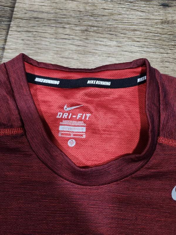 Nike Dri-FIT Running Pullover Mens Medium Red Shirt Lightweight Training reflect gallery