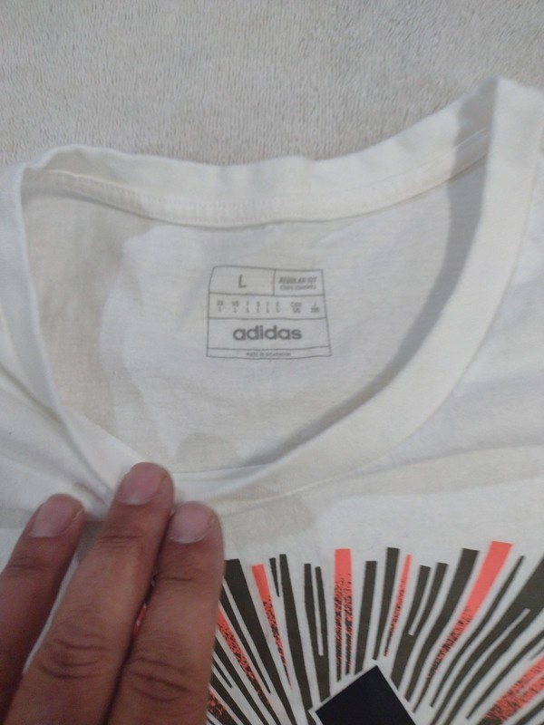 Adidas Regular Fit Large White Graphics T Shirt Short Sleeve Top Pre Owned gallery