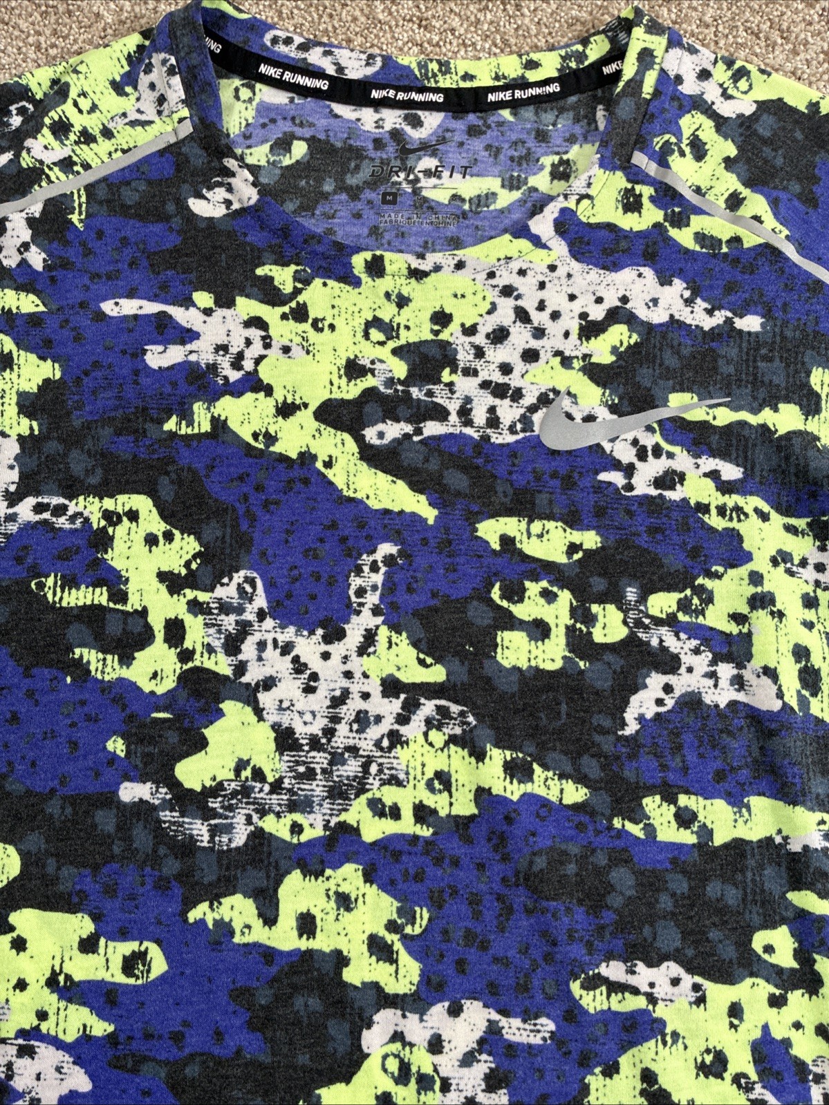Nike Running Dri Fit Blue Multi Abstract Print Athletic Knit Tee Men’s M gallery