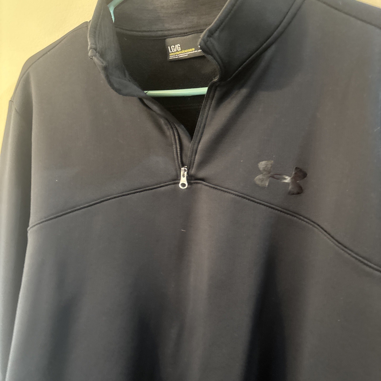 Under Armour Men's Large Golf Long Sleeve 1/4 Zip Pullover gallery
