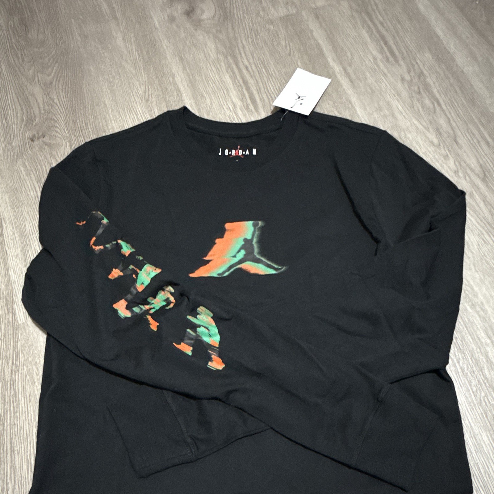 Jordan Men’s S Black Long Sleeve Crew Neck Graphic Jumpman Logo Cotton Tee gallery