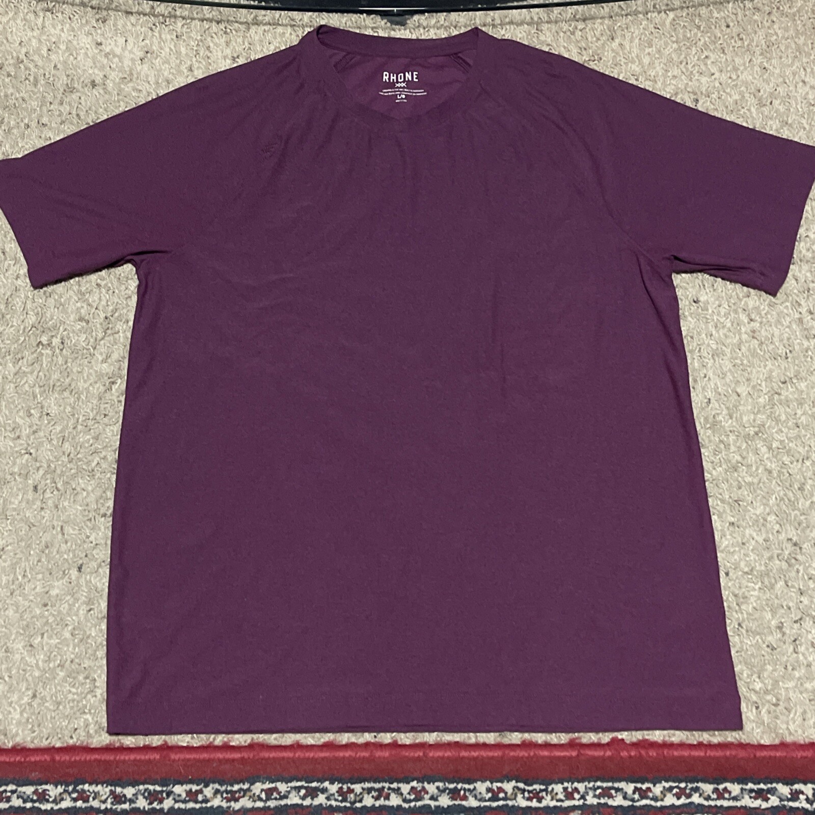 Rhone Reign Tech Performance T Shirt Mens Size Large Wine Short Sleeve Athletic gallery