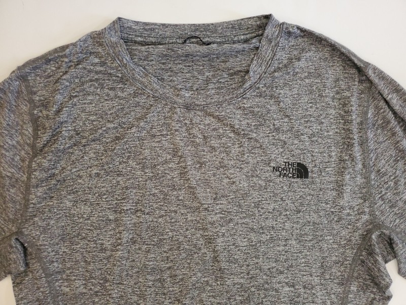 The North Face Warm Poly Crew Size Medium Gray Long Sleeve Baselayer Shirt gallery