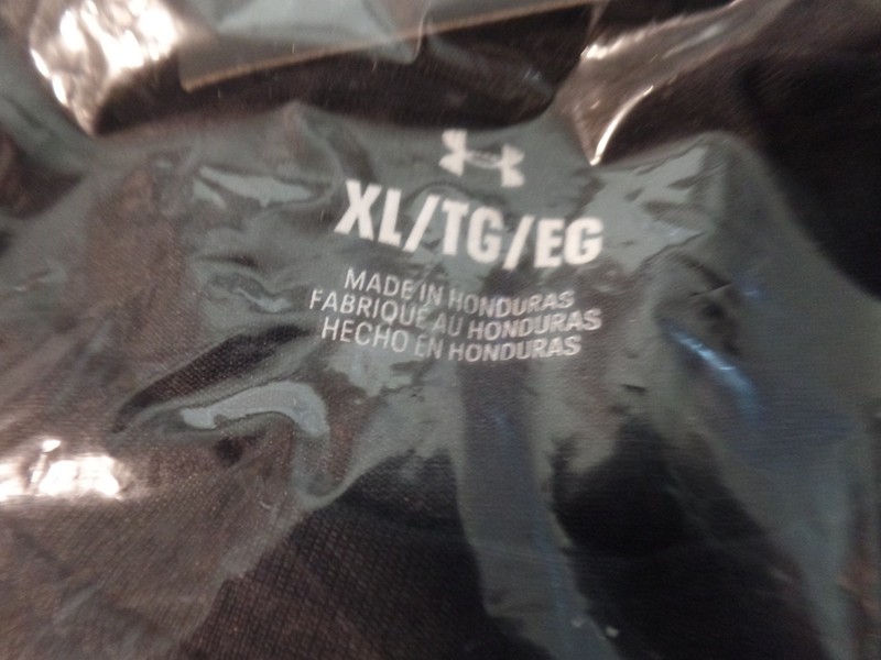 THREE Under Armour Team Tech Mens Short Sleeve BLACK T-Shirts XL NWT S8 gallery