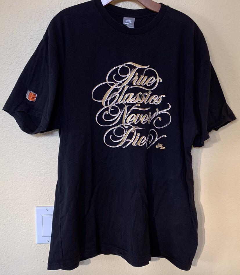 Nike Sportswear TRUE CLASSICS NEVER DIE Embroidered Shoe Box Men’s T Size XL gallery