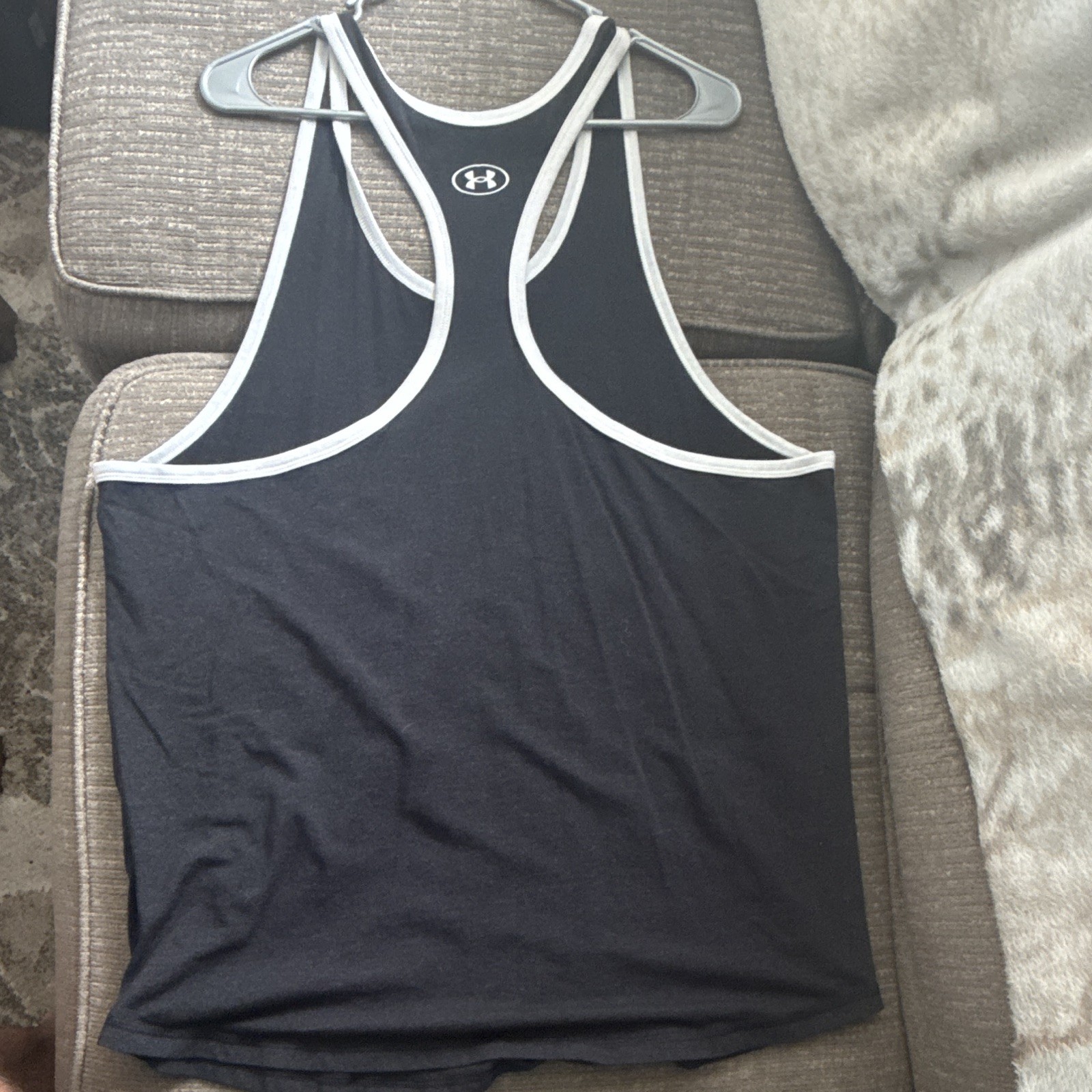 Under Armour Rock Men’s Loose Scoop Neck Racerback Tank Black/White Trim Size L gallery