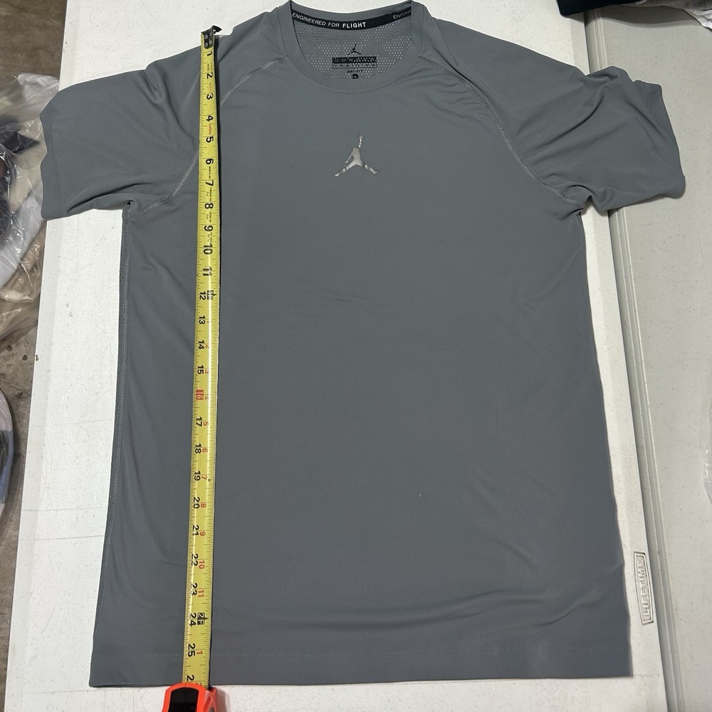 Men's Nike Jordan 23 Tech Training Short Sleeve Fitted Dri-Fit T-Shirt Size L