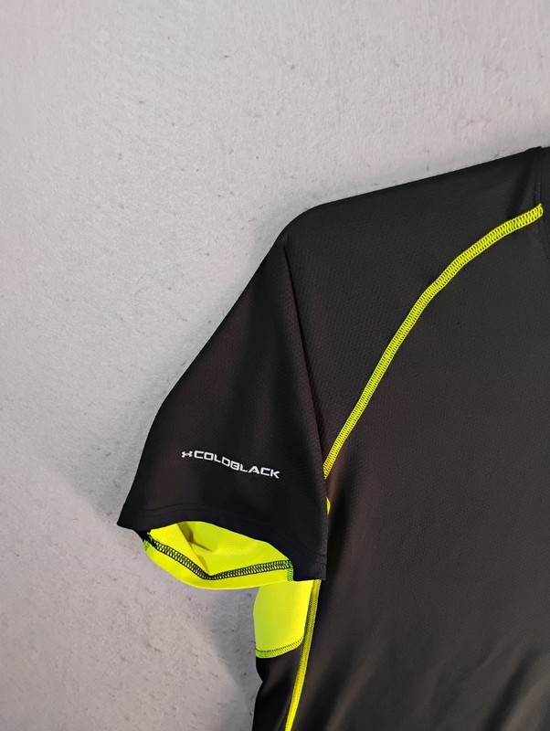Under Armour Mens Shirt Medium Multicolor Heat Gear Regular Fit Code Black gallery