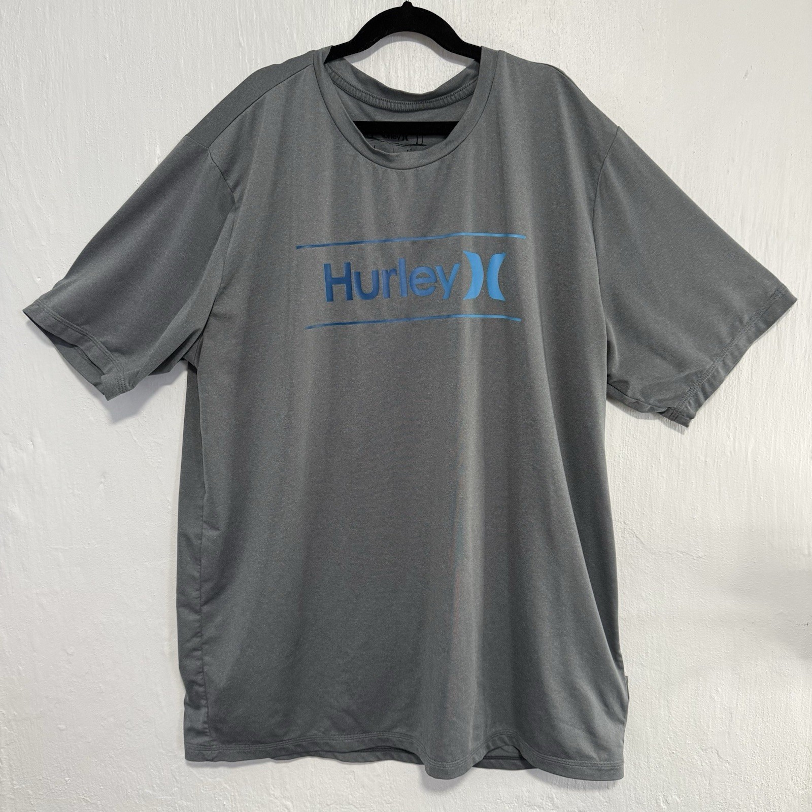 Hurley Short Sleeve Shirt Men’s L Gray UPF 50 Sun Protection T Shirt Swim Shirt gallery