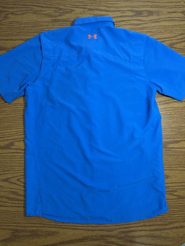 2 shirts Under Armour Khaki & Blue Small Heatgear Ventilated Shirt / Fishing gallery
