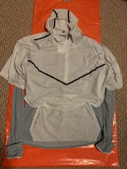 Nike AR1709-005 Therma Sphere Tech Pack Running Division Shirt Reflective Trim