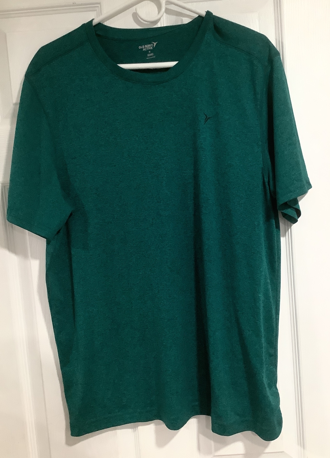 Old Navy Active Go Dry Men’s Size XL Geen T-Shirt gallery