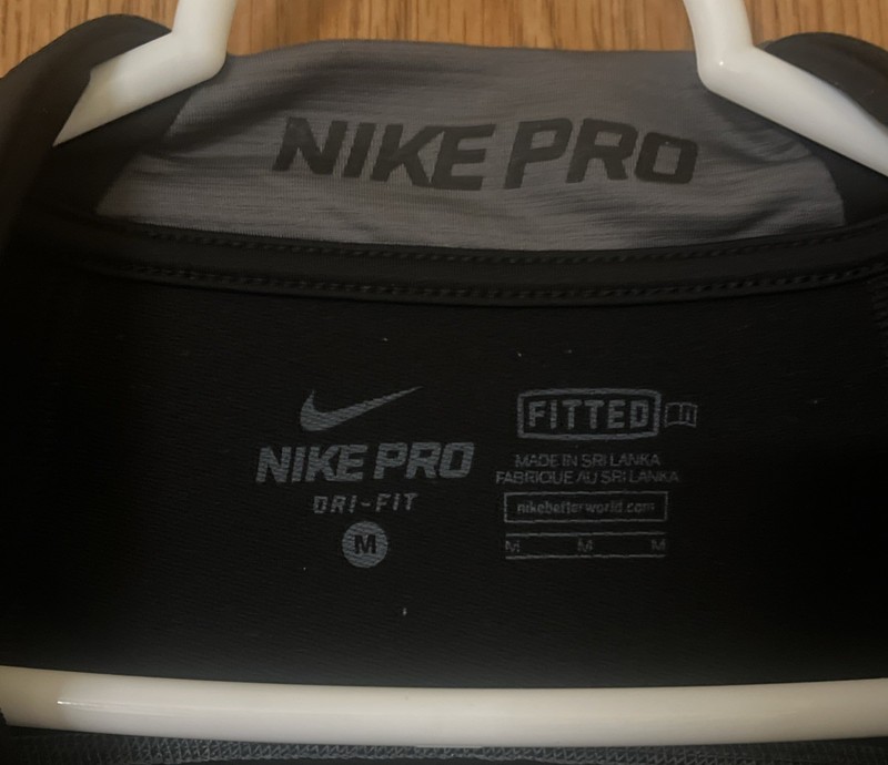 Nike Pro Dri Fit Fitted 1/4 Zip Pullover Mens Size M Black Polyester Spandex LS gallery