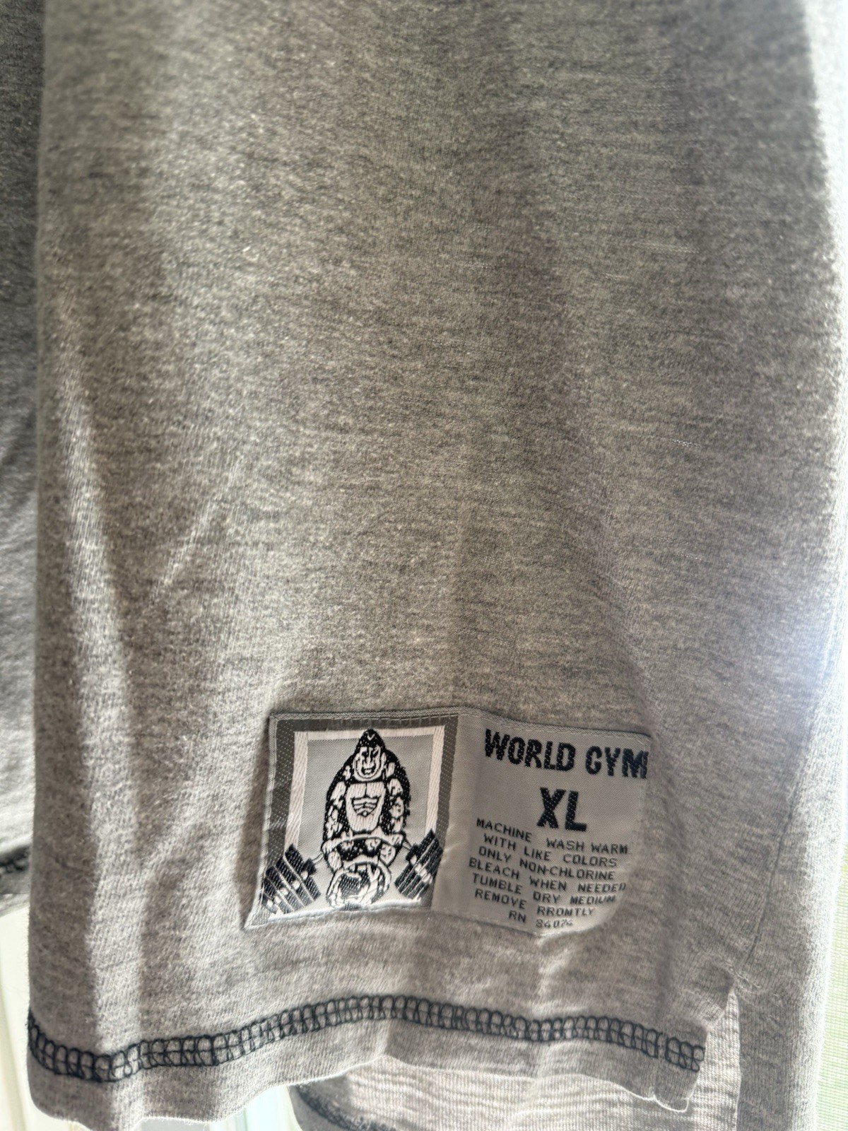 Vintage World Gym Men's Gray Graphic Logo Cotton Crew Neck T-Shirt Short Sleeve gallery