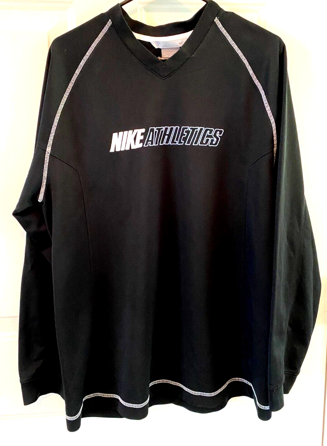 Men's Nike V Neck Pullover Long Sleeve Black/Blue Performance Top LG SUPER NICE! gallery