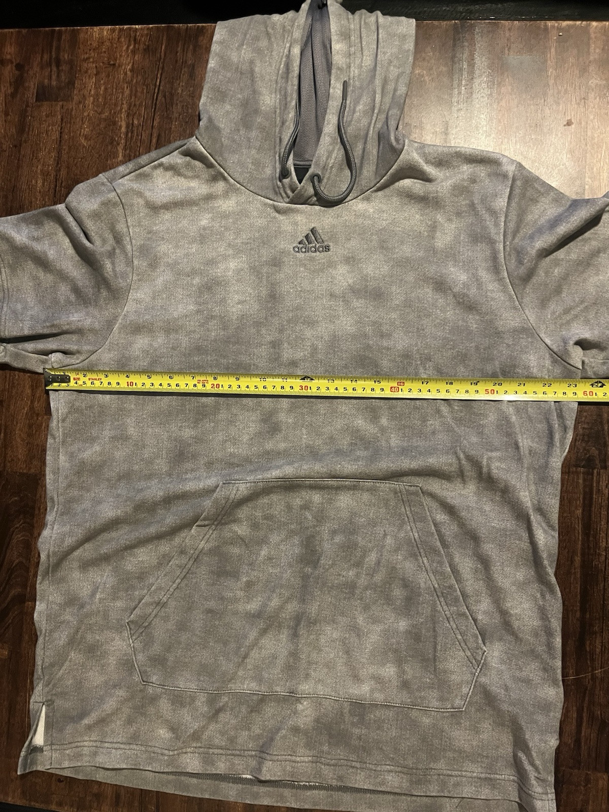 Adidas Workout Short Sleeve Training Gym Top Sweatshirt Hoodie Gray Size Small gallery