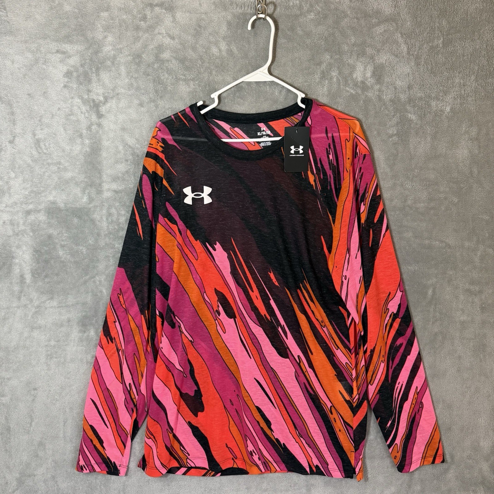 NWT Under Armour Pro Runner 24 Shirt Mens XL Pink Orange Camo Fitted LS Gym gallery