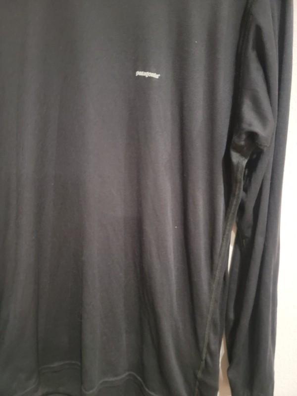 Patagonia Performance Base Layer Capilene Black Shirt Long Sleeve Size L gallery