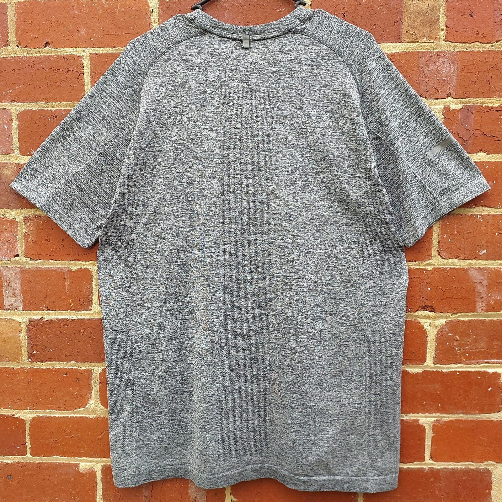 NIKE Tech Knit 2.0 Dr Fit Mens Grey Top Training Sport Gym Run Shirt - Size XL gallery