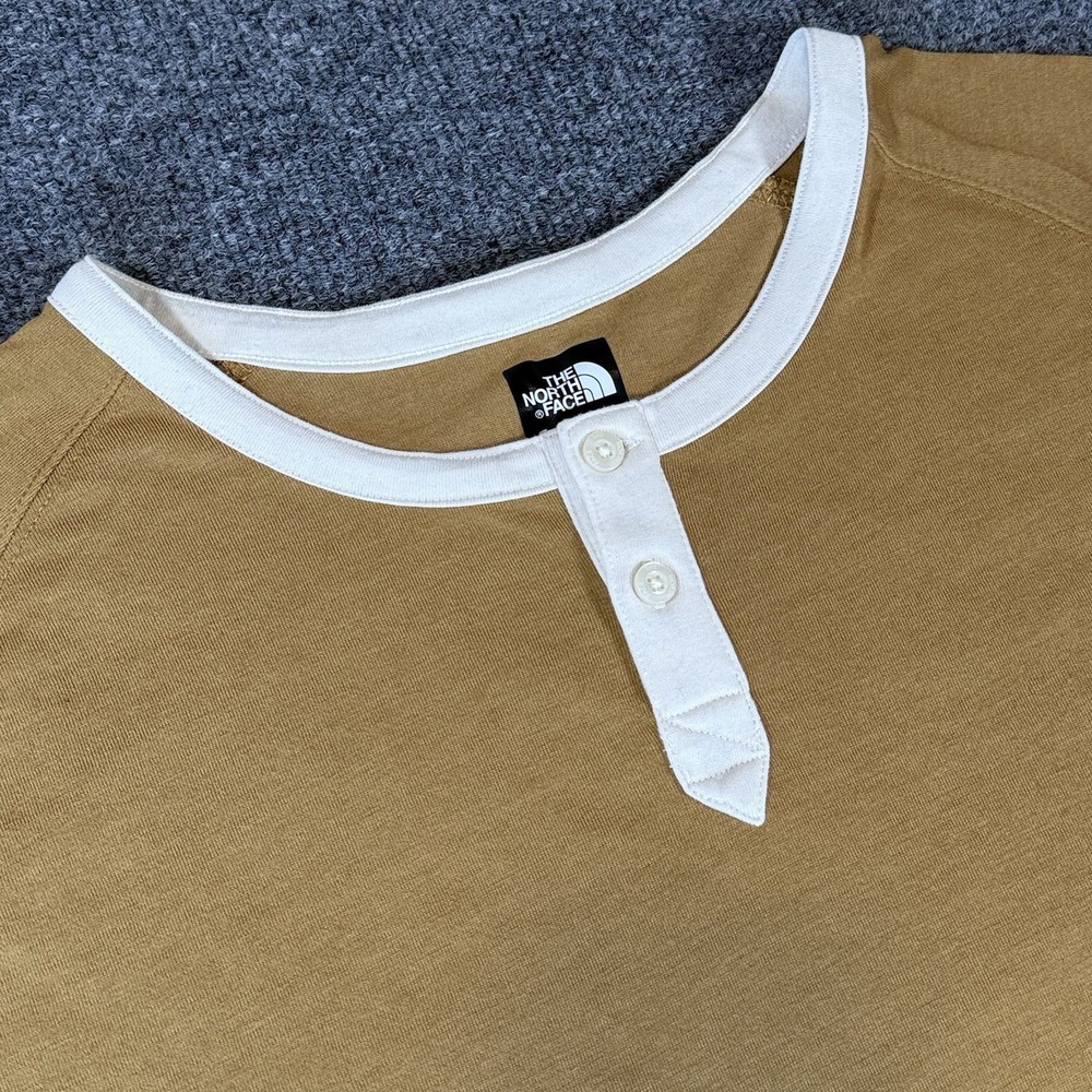The North Face FlashDry Long Sleeve Henley Shirt Men’s M Brown Tan Hiking