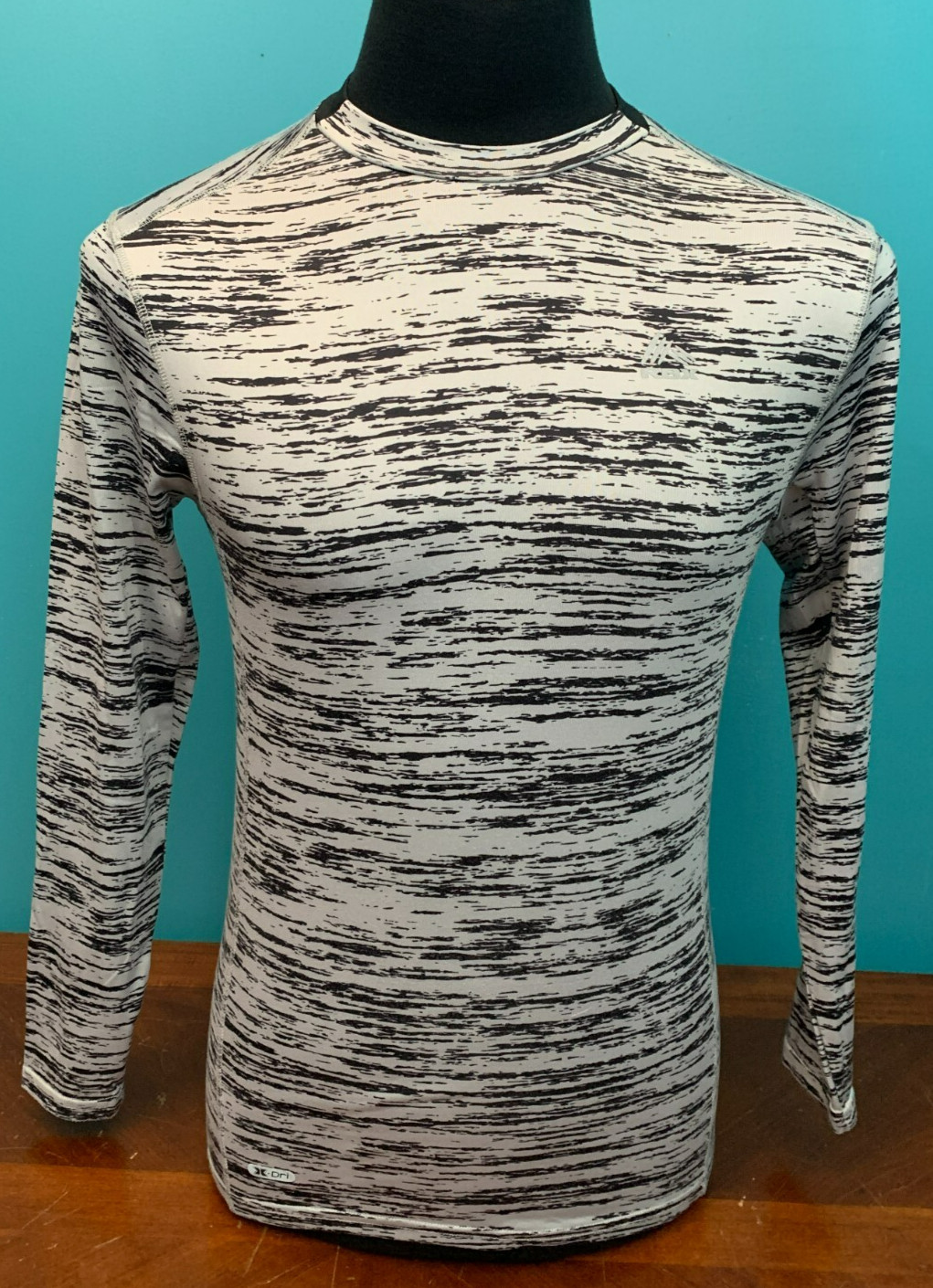 RBX X-Train Men's Long Sleeve Compression Shirt - Size Medium, Black & White gallery