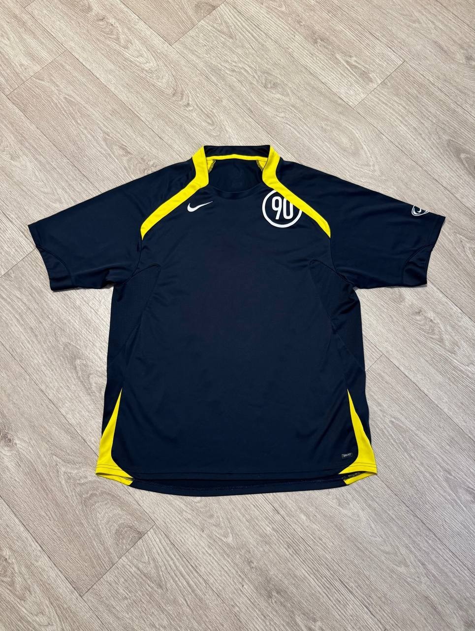 Vintage Nike Total 90 Jersey 2000s gallery