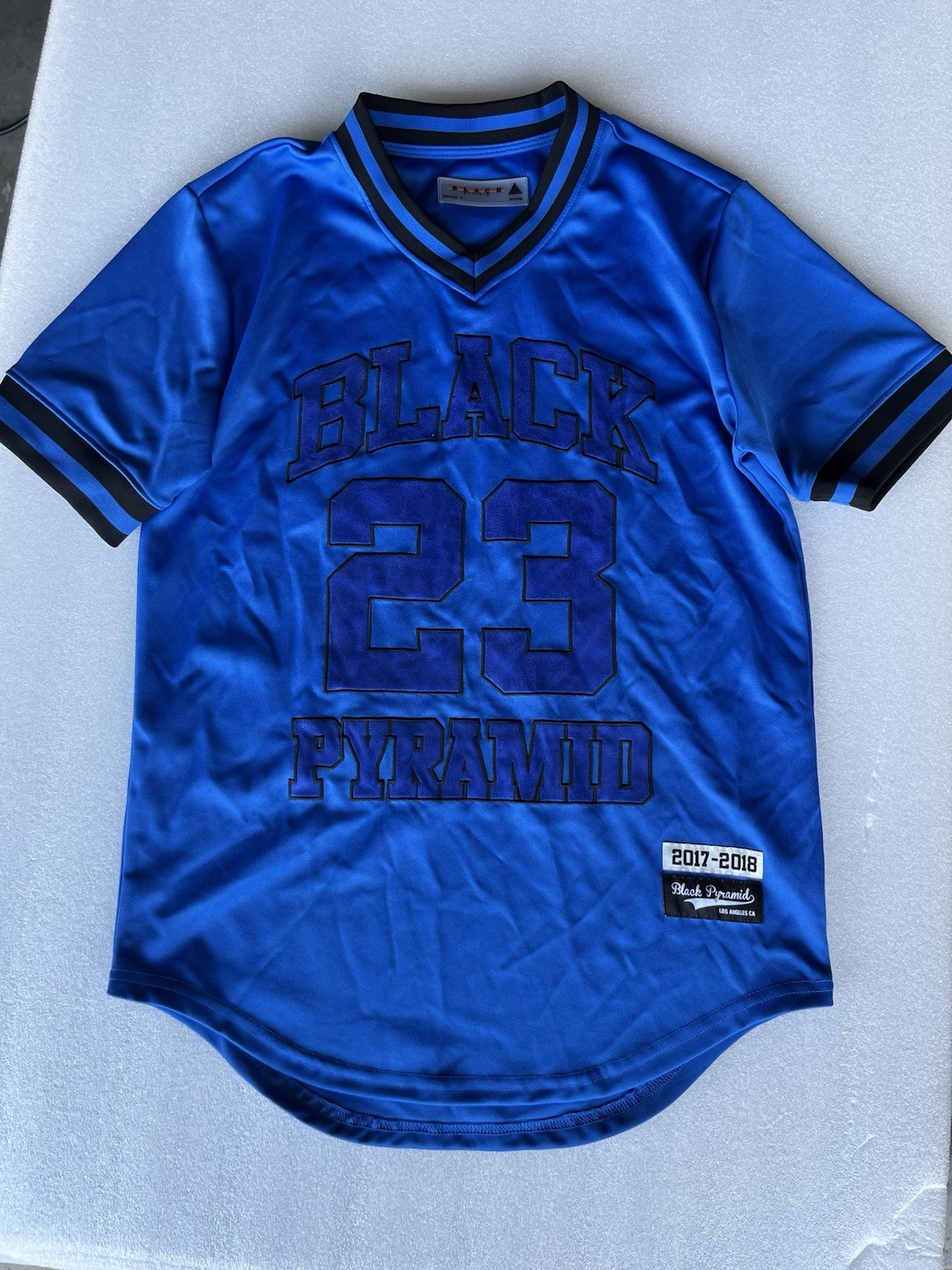 Black Pyramid #23 Stitched Blue Pullover Jersey Size M gallery