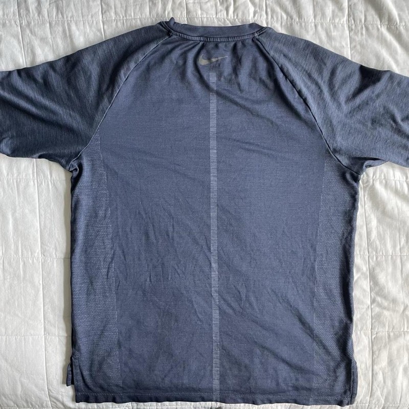 Nike Running Men's Dri-FIT Medalist Blue Short-Sleeve Running Top - M gallery