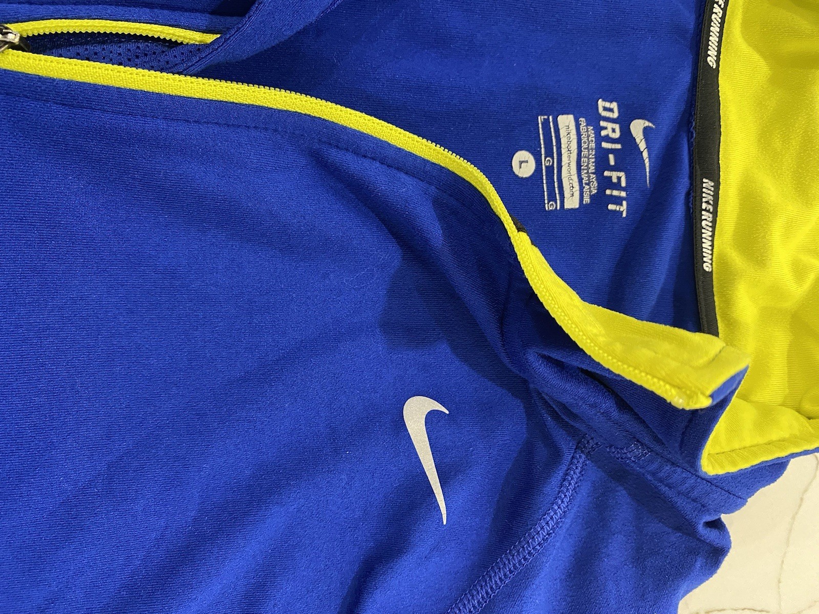 Nike Running Dri-Fit Element 1/4 Zip, Men’s Size L Blue And Yellow gallery