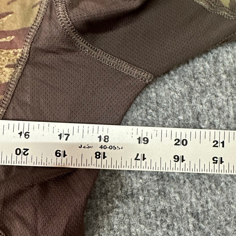 Russell Long Sleeve Mens Size S Brown Tiger Stripe Camo Performance Athletic gallery