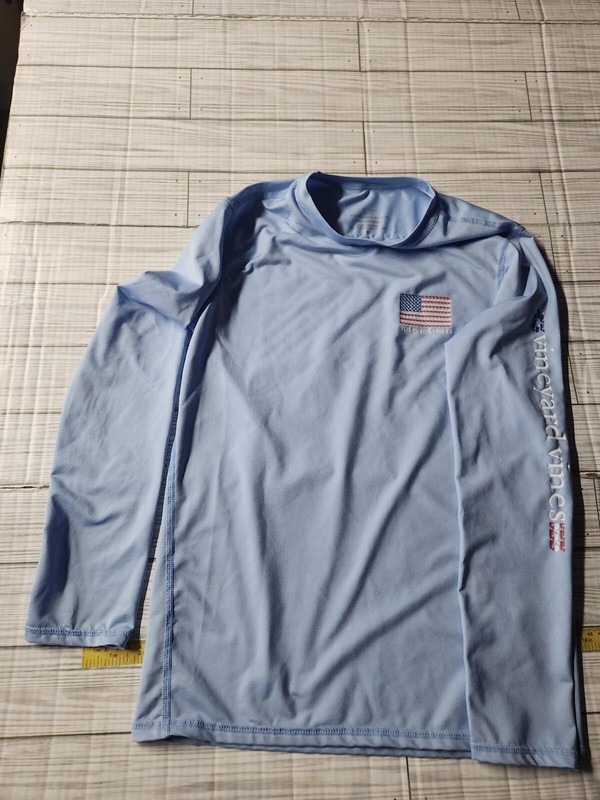 VINEYARD VINES Performance SMALL LONG SLEEVE A-WHALE-USA FLAG Under Armour SHIRT gallery