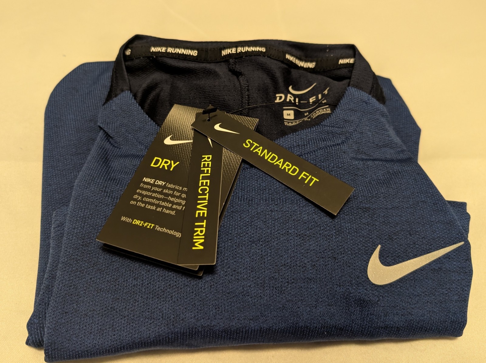 Nike Dri Fit Element Running Crew Long Sleeve Top Men's Size Medium CU6071-452 gallery