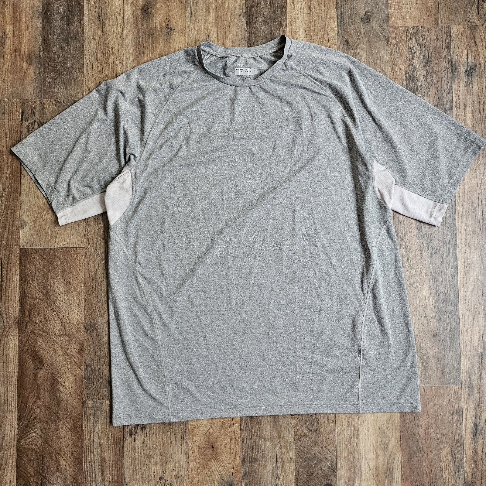 Vintage Reebok Men’s XL Gray Color Block Training Gym Shirt Breathable EUC gallery