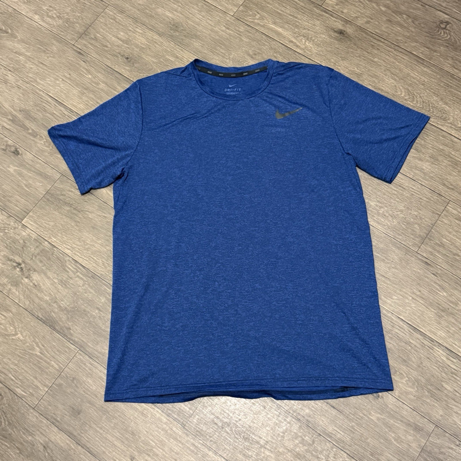 🌟 Nike Dri-FIT Men's Large Blue Heathered Training T-Shirt 🌟 gallery