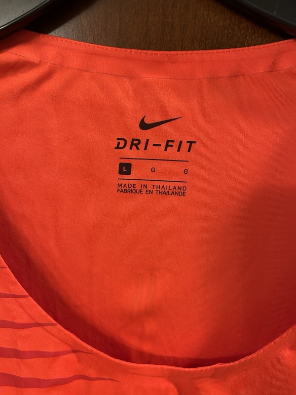 Nike Running Dri Fit Shirt Men L Team USA Rise 365 Short Sleeve Top Chile Red gallery