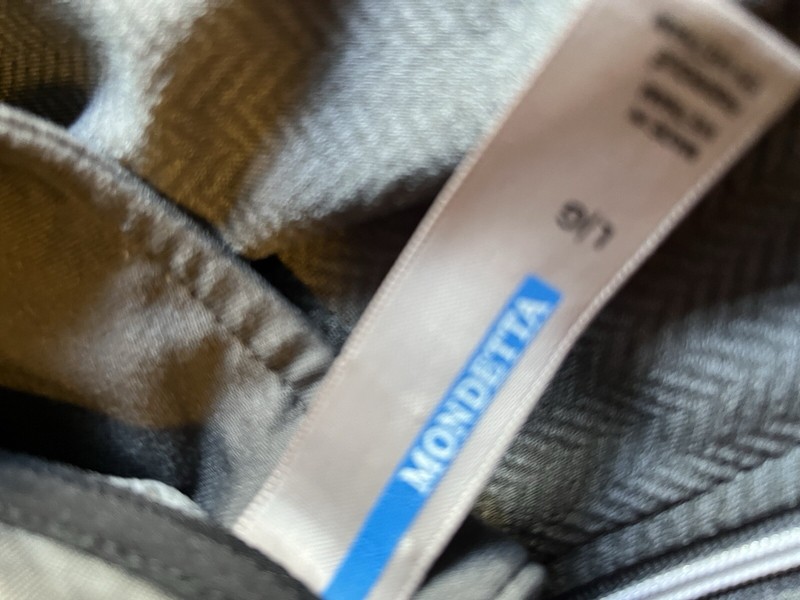 Men’s Mondetta Size L Grey Pullover 3/4 Zip Up With Thumb Holes In Sleeves. gallery